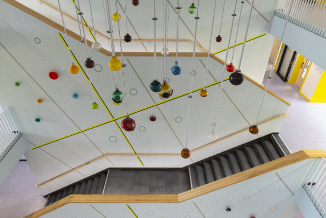 Zu den Sternen, Jorn Ebner, Kunst am Bau Grundschule am Nordhafen, Foto: Holger Herschel, 2022