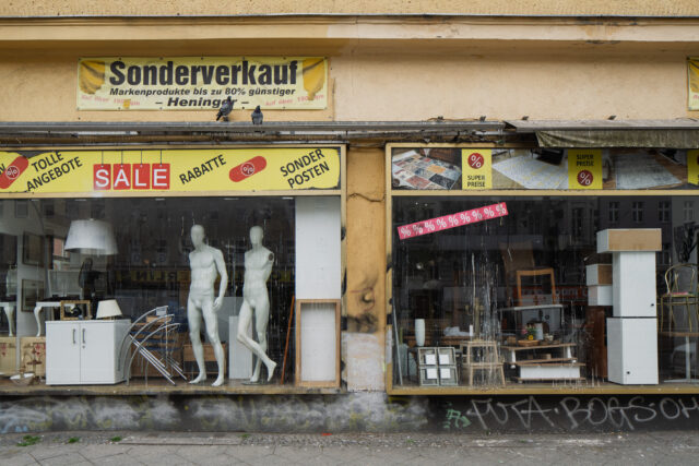 Outlet "Lara Carpet"