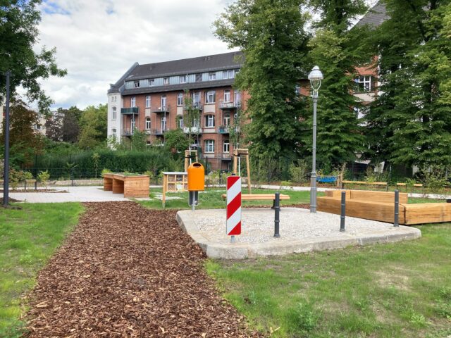 Ein Stadtstück von Ulf Neumann_Werkabnahme am 18.08.26_6_Schulstraße 75_Foto Judith Laub