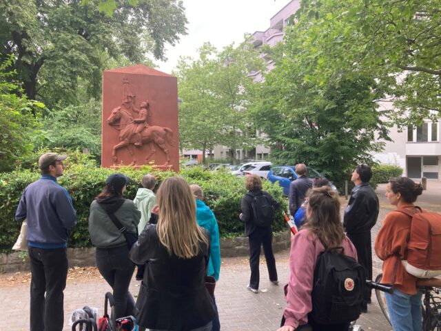 Reiterdenkmal_Zillesiedlung_MKB-Tour 12.06.26 Foto Judith Laub_3